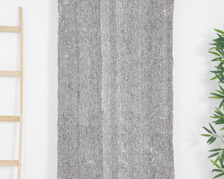 Gray Runner Rug 2' 7" x 15' 7" | No. VR50681