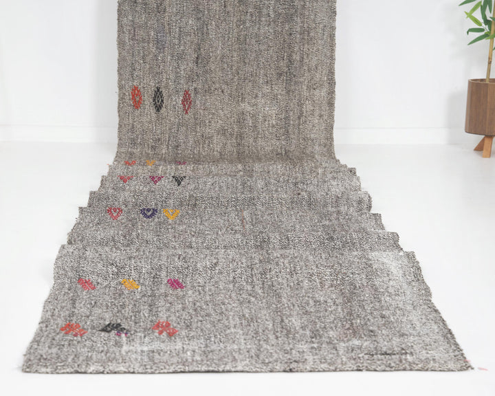 Runner Rug 2' 6" x 23' 2" | No. VR87573
