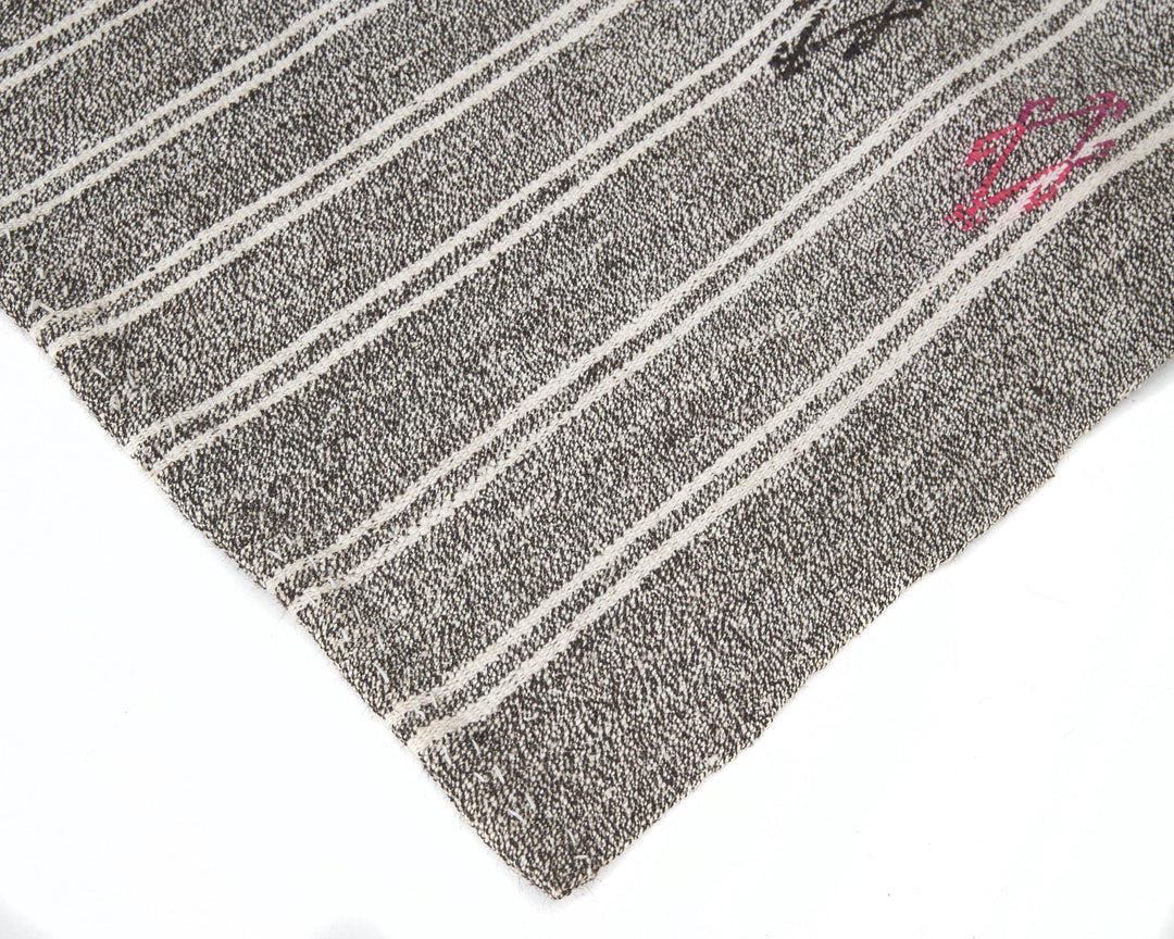 Gray Runner Rug 2' 10" x 16' 2" | No. VR29690