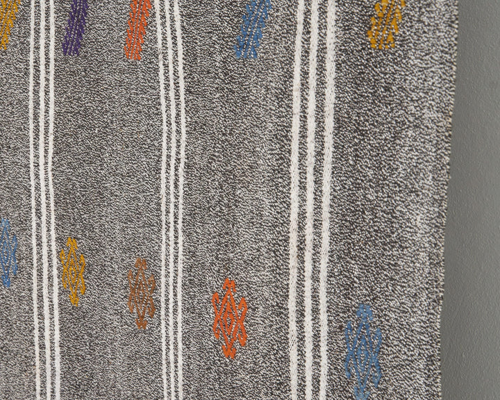 Gray Kilim Rug 5' 11" x 10' | No. VR22162