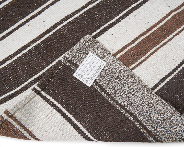 Kilim Rug 6' 7" x 7' 3" | No. VR92948