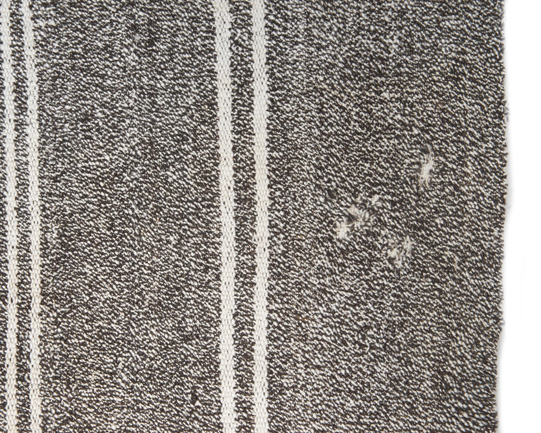 Gray Kilim Rug 4' 9" x 6' 7" | No. VR68167