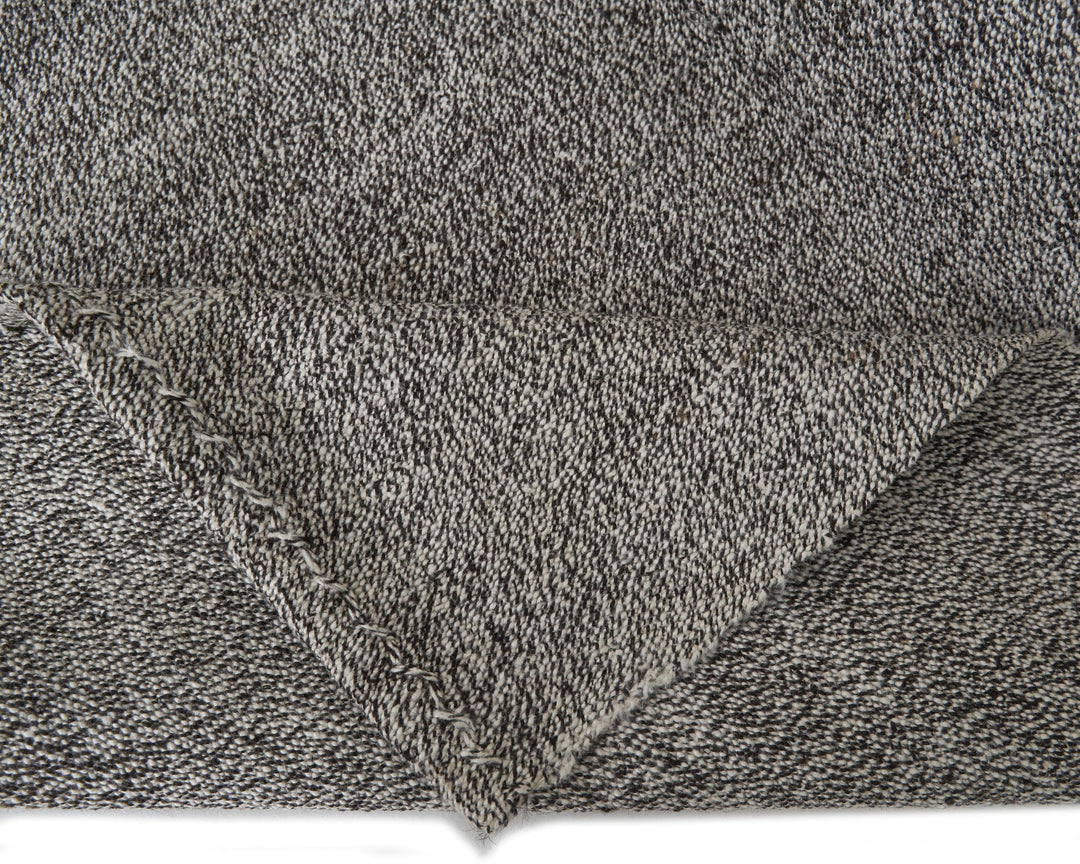 Gray Kilim Rug 8' 2" x 5' 8" | No. VR26123