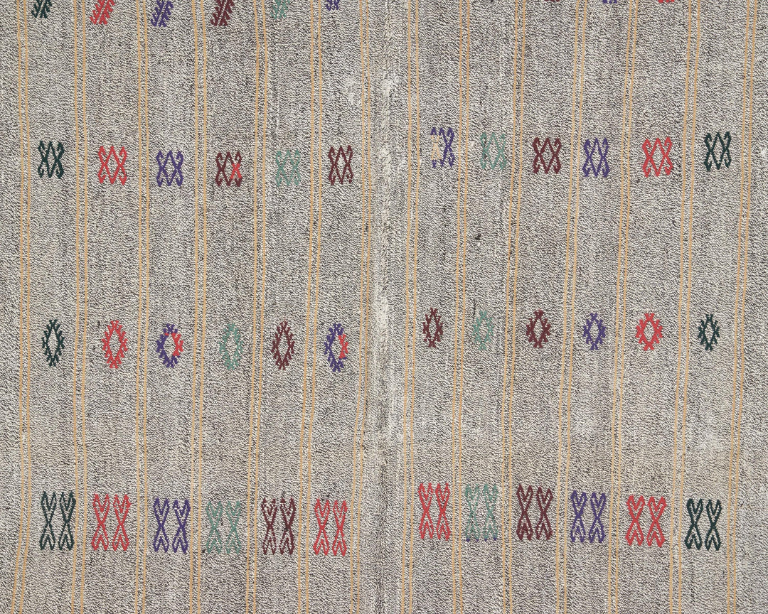 Gray Kilim Rug 5' 7" x 8' 6" | No. VR15060