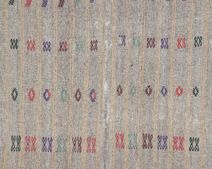 Gray Kilim Rug 5' 7" x 8' 6" | No. VR15060
