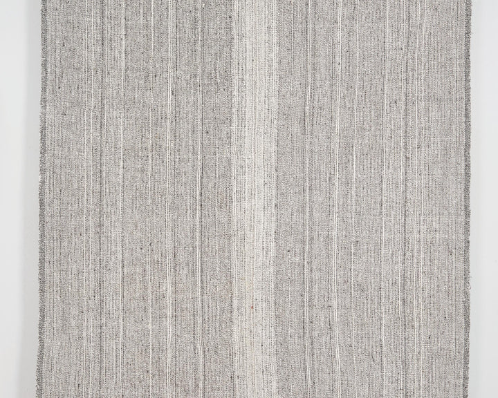 Gray Kilim Rug 5' 3" x 8' 4" | No. VR35206