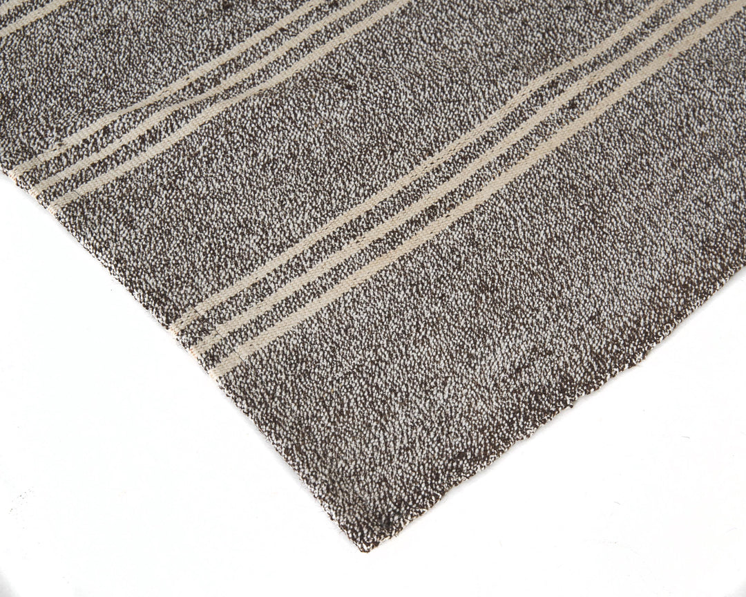 Kilim Rug 6' 5" x 8' 5" | No. VR83073