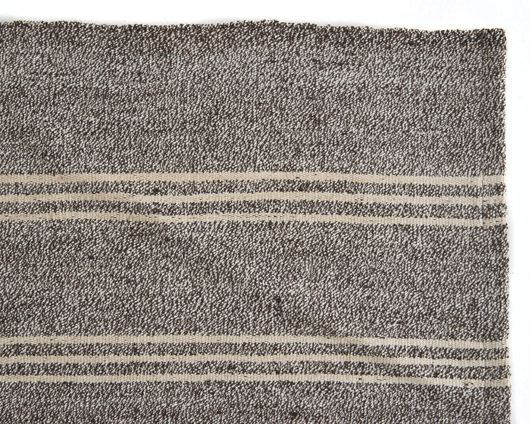 Kilim Rug 6' 5" x 8' 5" | No. VR83073