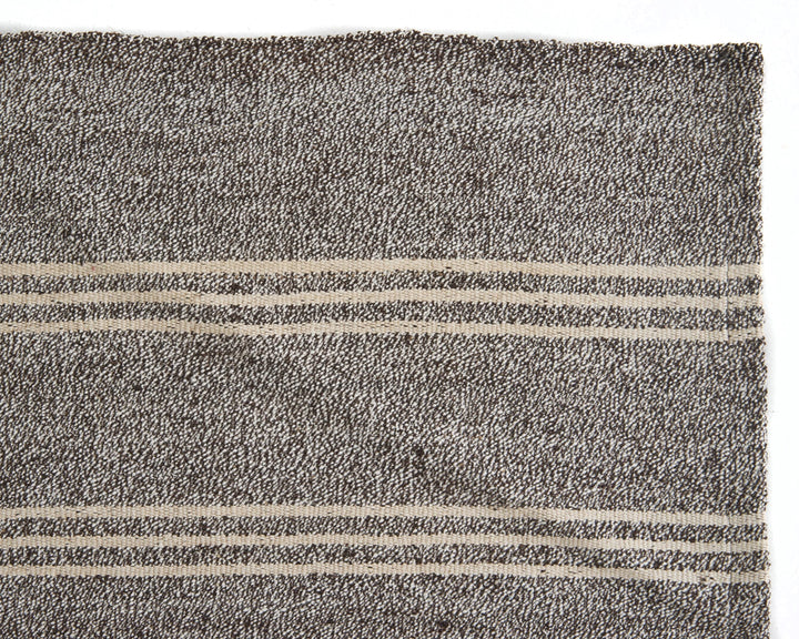 Kilim Rug 6' 5" x 8' 5" | No. VR83073