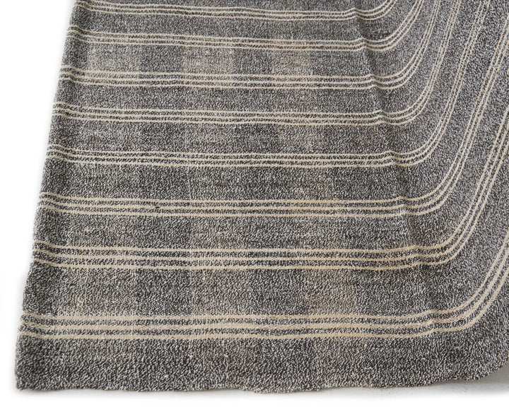 Gray Kilim Rug 5' 8" x 8' 2" | No. VR38363