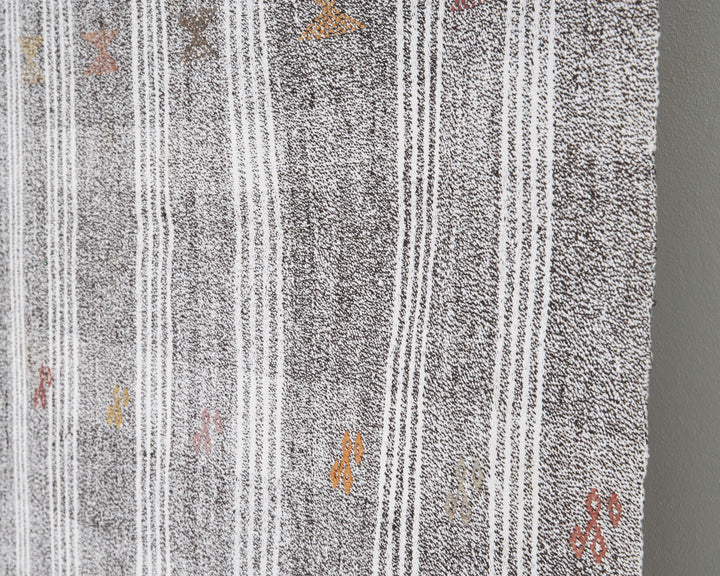 Gray Kilim Rug 6' 4" x 8' 10" | No. VR30067