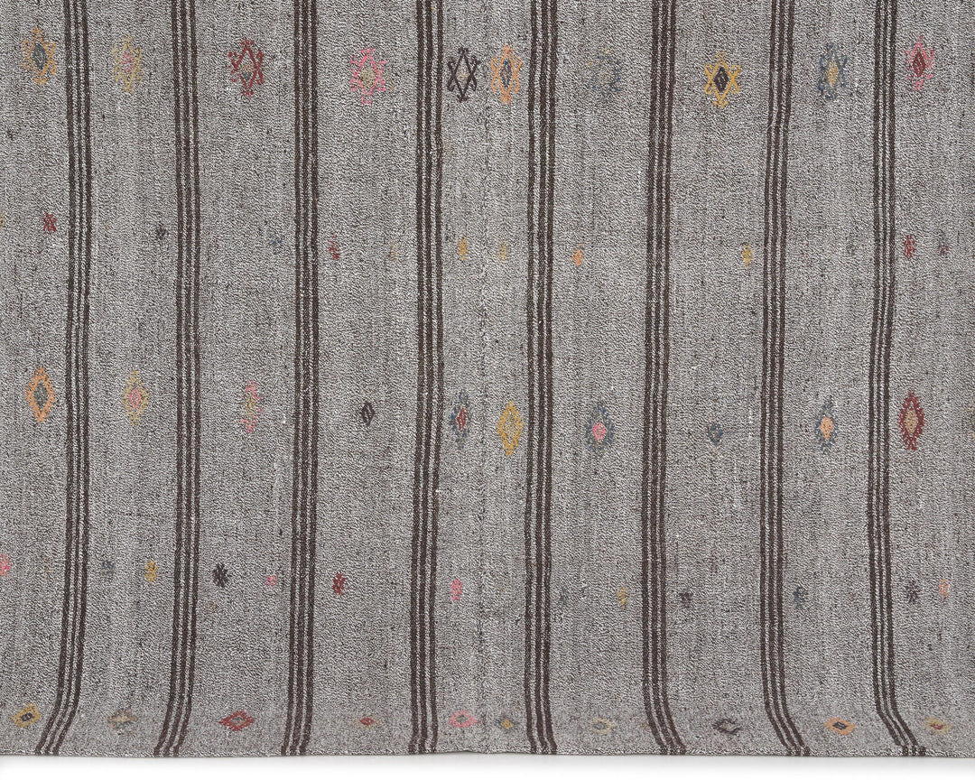 Gray Kilim Rug 6' 4" x 7' 2" | No. VR33773