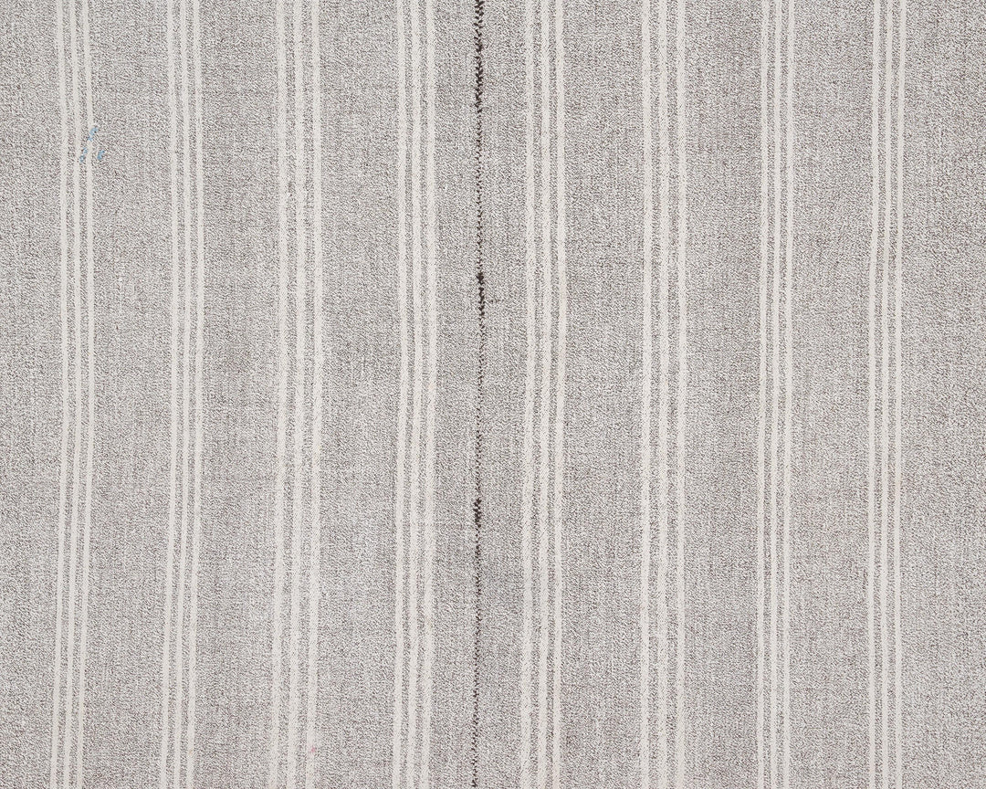 Gray Kilim Rug 6' 4" x 8' 10" | No. VR85148