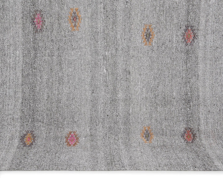 Gray Kilim Rug 6' 10" x 8' 2" | No. VR27832