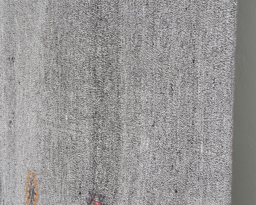 Gray Kilim Rug 6' 10" x 8' 2" | No. VR27832