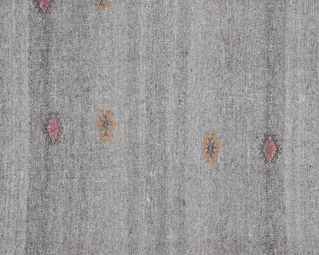 Gray Kilim Rug 6' 10" x 8' 2" | No. VR27832