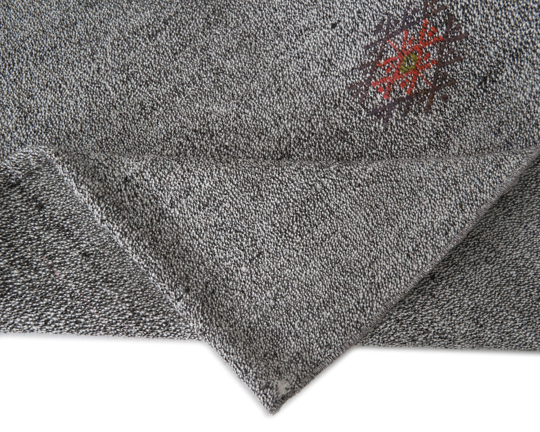 Gray Kilim Rug 6' 10" x 8' 2" | No. VR27832