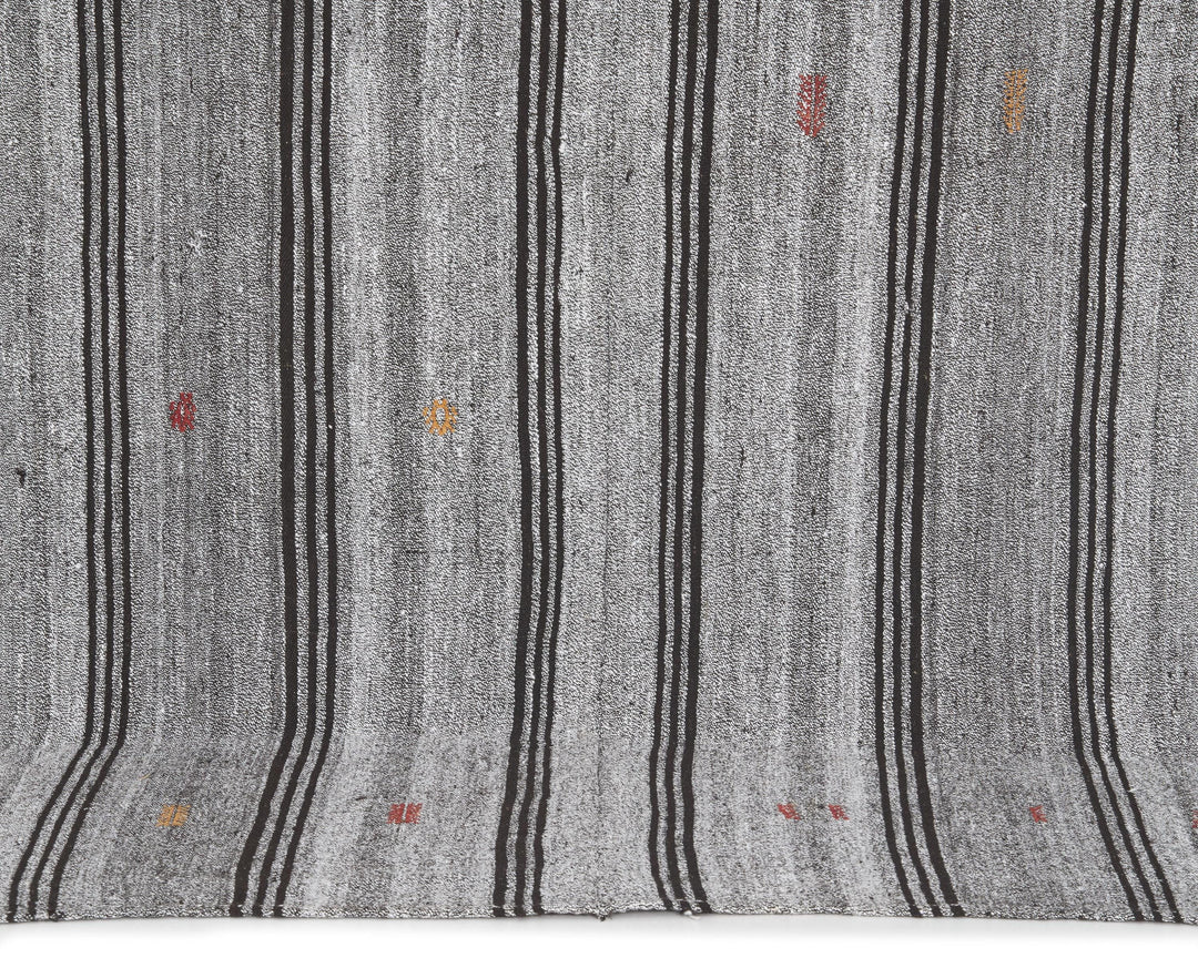 Gray Kilim Rug 5' 7" x 8' 6" | No. VR98043