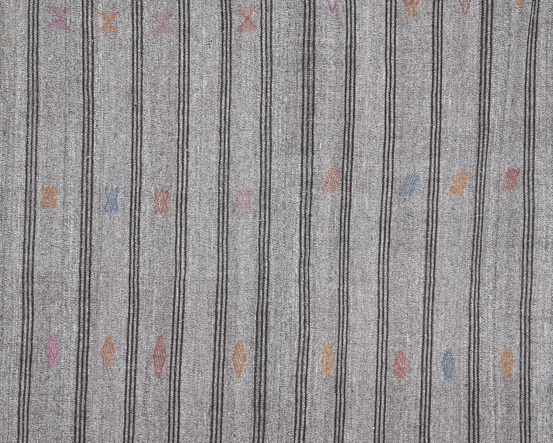 Gray Kilim Rug 6' 2" x 7' 11" | No. VR16671