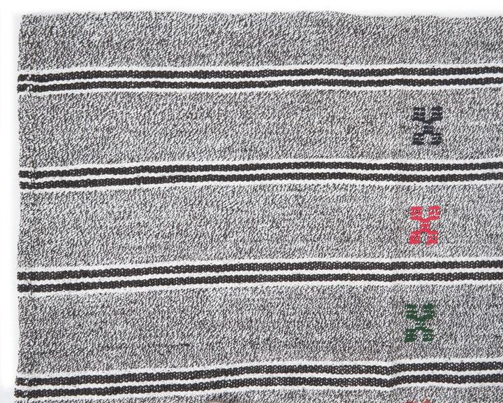 Gray Kilim Rug 5' 5" x 6' 9" | No. VR40170