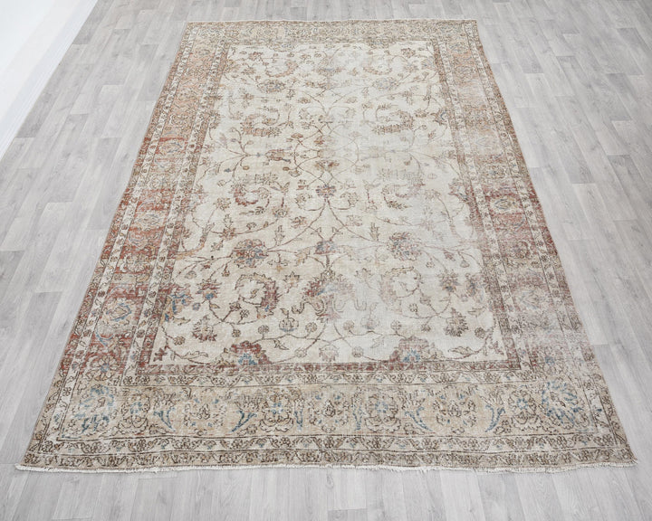 Neutral Oushak Rug 6' 10" x 9' 11" | No. VR66192