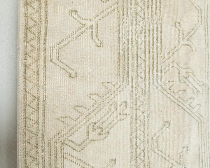 Beige Oushak Rug 5' 11" x 9' 2" | No. VR64043