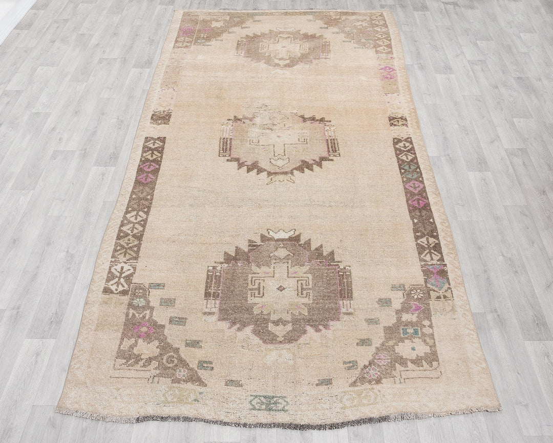 Faded Oushak Rug 5' 4" x 10' 8" | No. VR47332