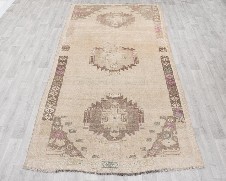 Faded Oushak Rug 5' 4" x 10' 8" | No. VR47332