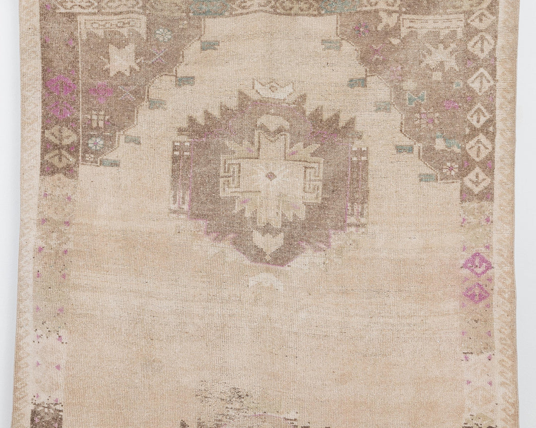 Faded Oushak Rug 5' 4" x 10' 8" | No. VR47332