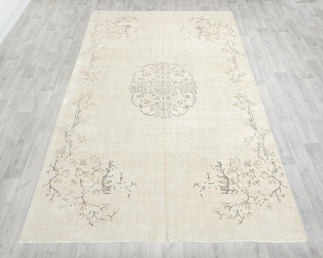 Neutral Oushak Rug 6' 7" x 10' 2" | No. VR32501
