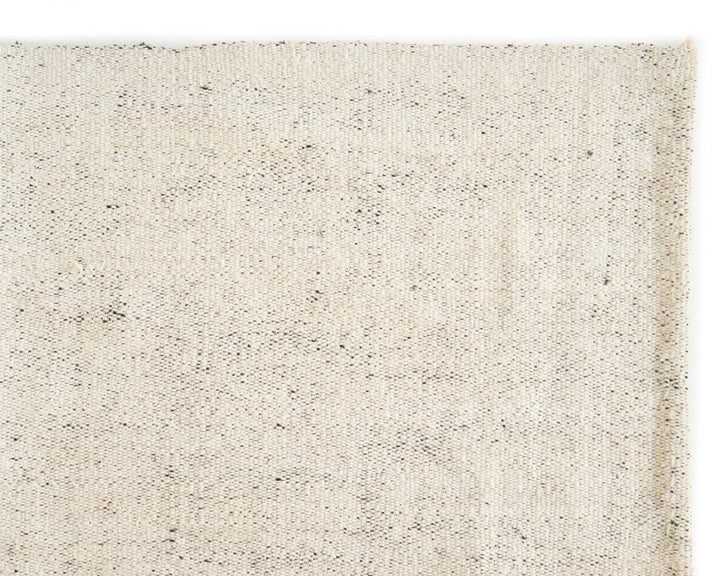 White Kilim Rug 5' 7" x 8' 2" | No. VR61228