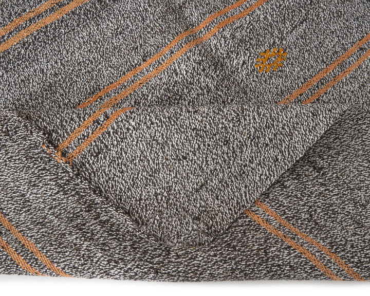 Gray Kilim Rug 5' 7" x 9' 2" | No. VR46693