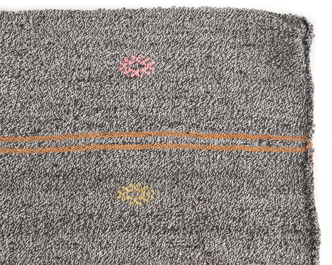 Gray Kilim Rug 5' 7" x 9' 2" | No. VR46693