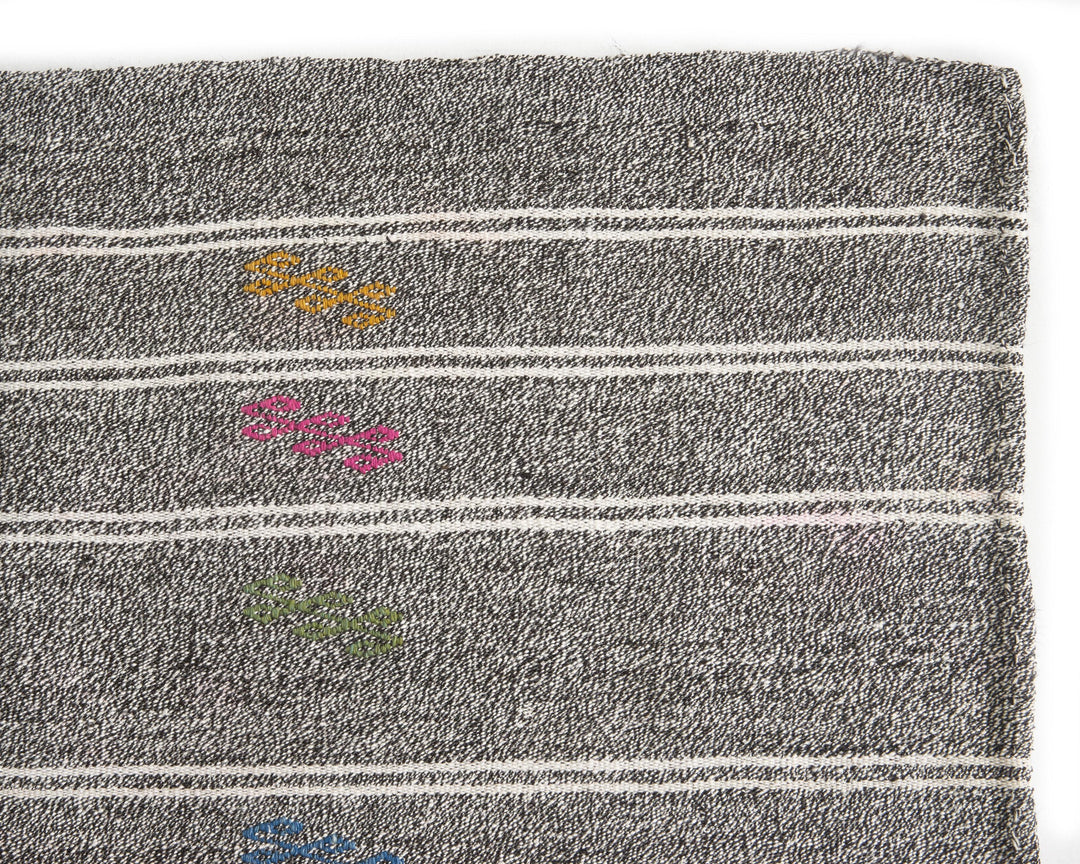 Gray Kilim Rug 6' 5" x 9' 2" | No. VR45331