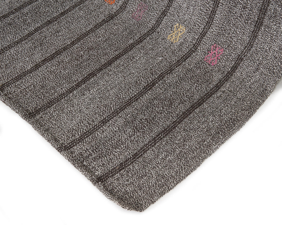 Gray Kilim Rug 6' 1" x 8' 4" | No. VR57790
