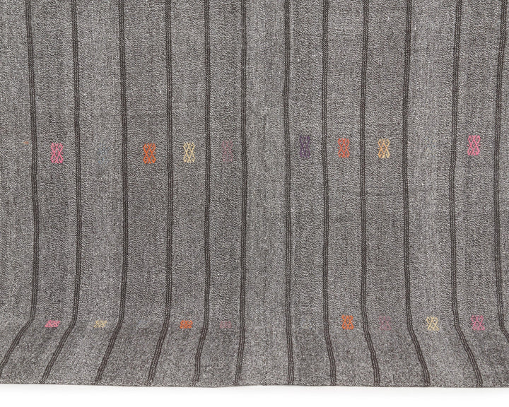 Gray Kilim Rug 6' 1" x 8' 4" | No. VR57790