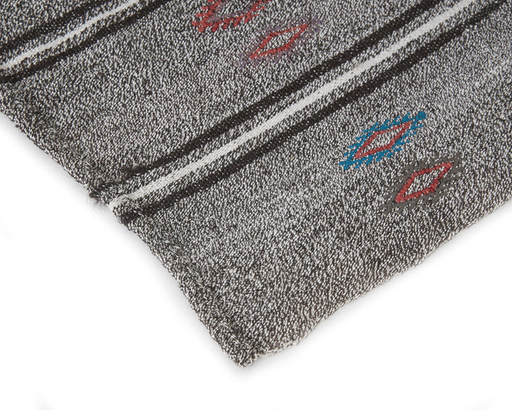 Gray Kilim Rug 6' 1" x 9' | No. VR76286