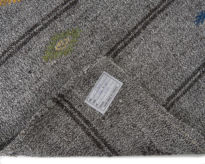 Gray Runner Rug 2' 11" x 16' 5" | No. VR58058