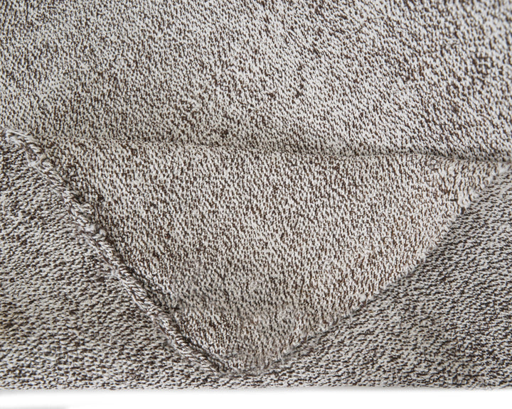 Gray Kilim Rug 5' 5" x 7' 10" | No. VR59549