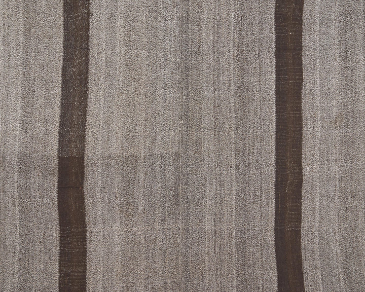 Black Kilim Rug 6' 5" x 8' 2" | No. VR72833