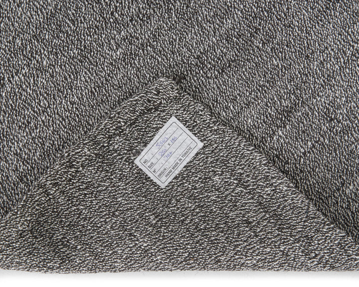 Gray Kilim Rug 5' 1" x 8' 2" | No. VR83740