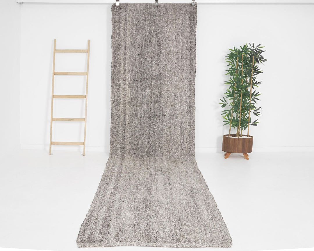 Gray Runner Rug 3' 1" x 11' 6" | No. VR33905