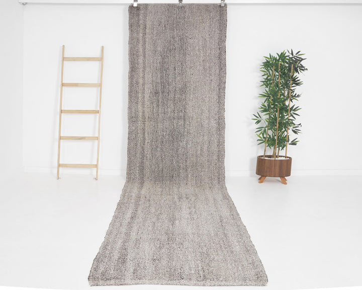 Gray Runner Rug 3' 1" x 11' 6" | No. VR33905