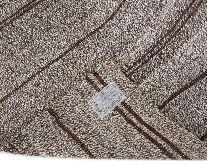 Gray Kilim Rug 4' 11" x 7' 9" | No. VR94815