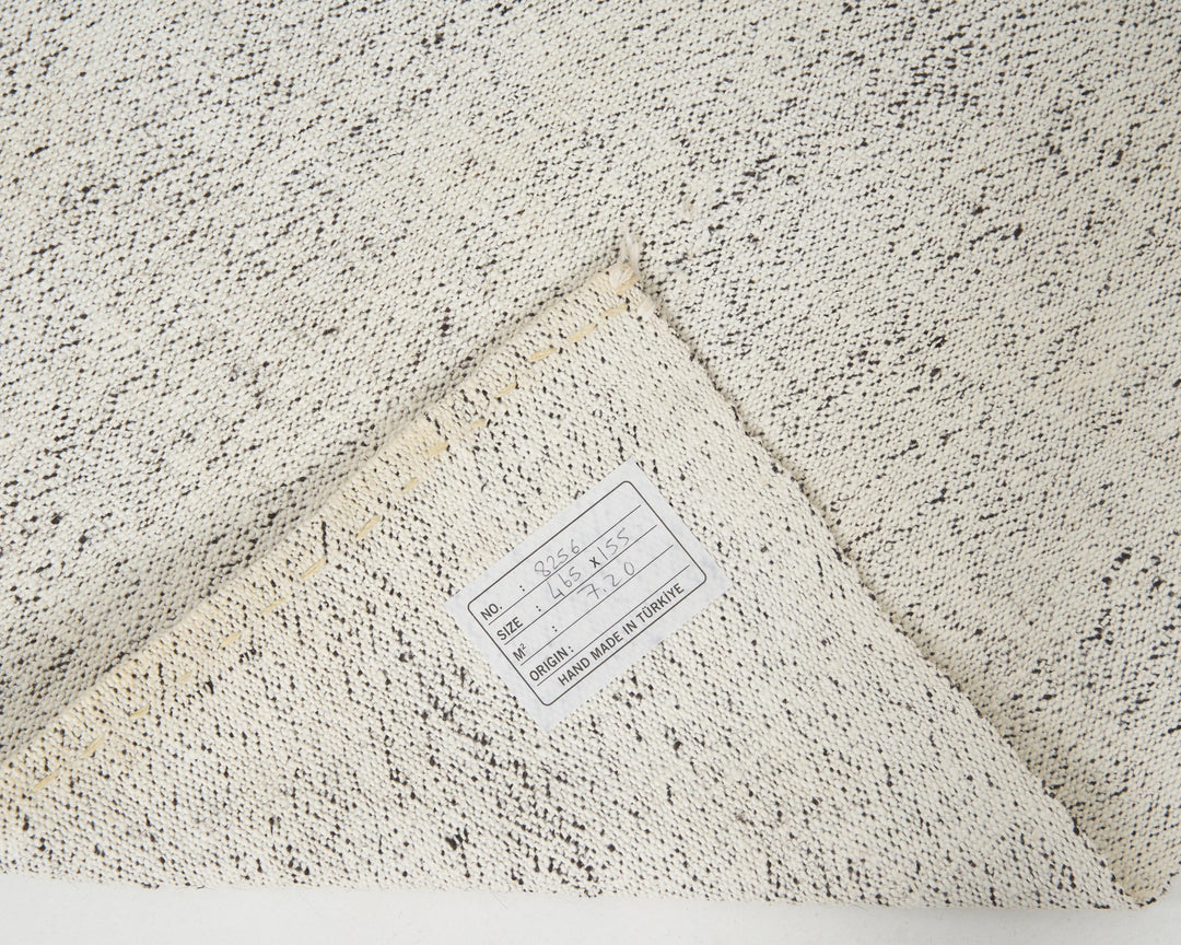 White Runner Rug 5' 1" x 15' 3" | No. VR30936