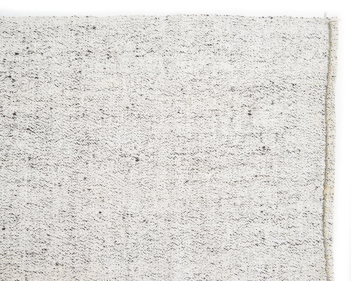 White Runner Rug 5' 1" x 15' 3" | No. VR30936