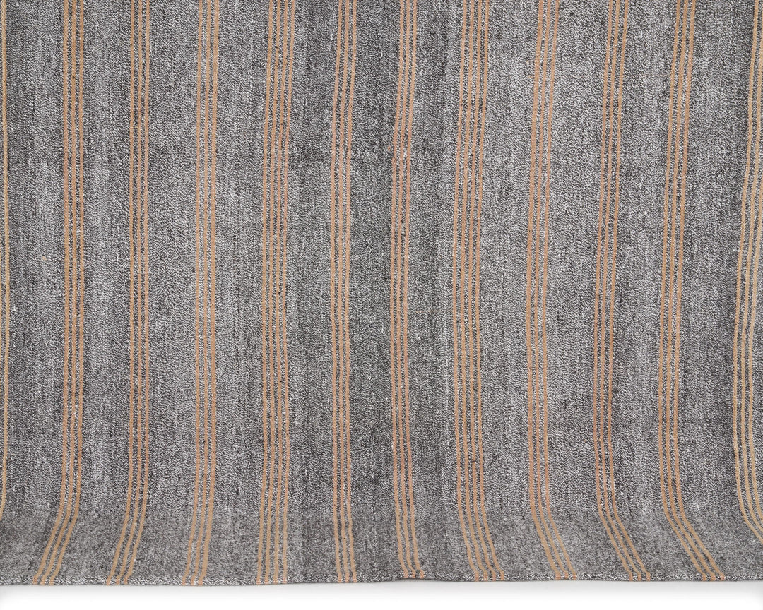 Gray Kilim Rug 6' 4" x 7' 10" | No. VR18563
