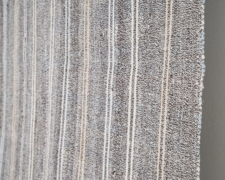 Gray Kilim Rug 4' 7" x 9' 4" | No. VR32650
