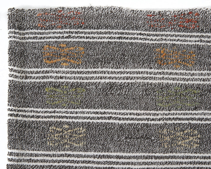 Gray Runner Rug 3' 8" x 9' 11" | No. VR95001