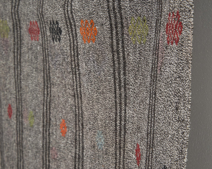 Gray Runner Rug 2' 11" x 18' 8" | No. VR15416